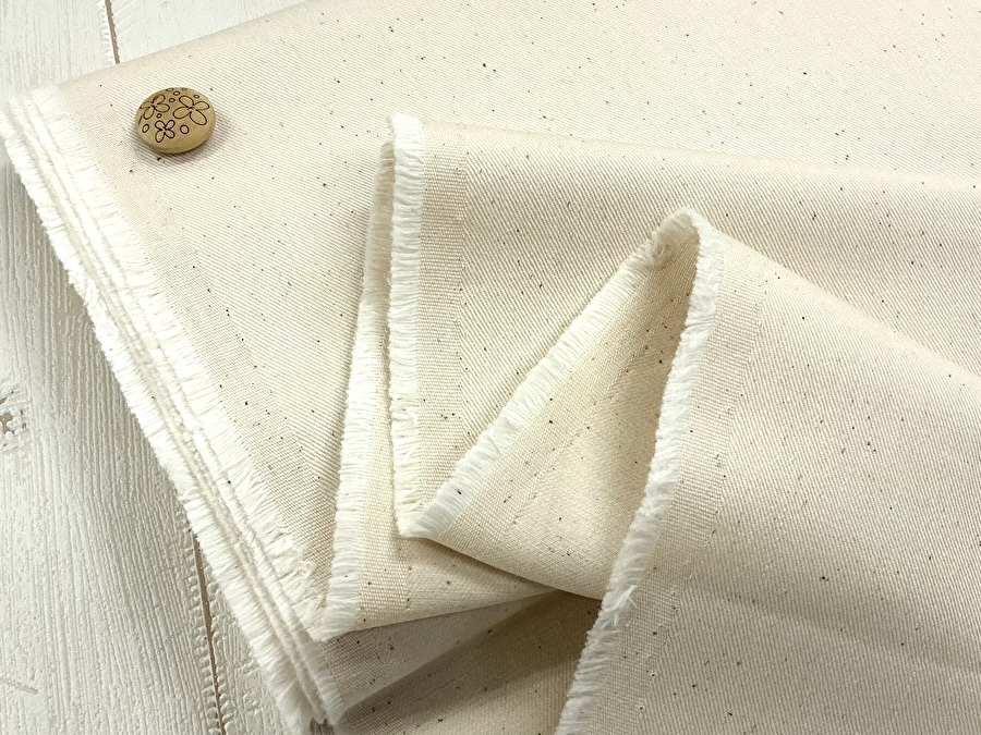 【反売り】  ワイド幅 ナチュラルカツラギ　 キナリ(カス残し)系[ 幅１５０ｃｍ×約３.５ｍ ］