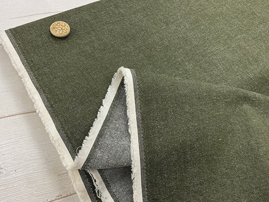 現品処分！  ８オンス　ストレッチカラーデニム＊ワッシャー　  オリーブ系[ 幅１２０ｃｍ×約(１ｍ＋１ｍ＋０.５ｍ＋０.５ｍ) ]