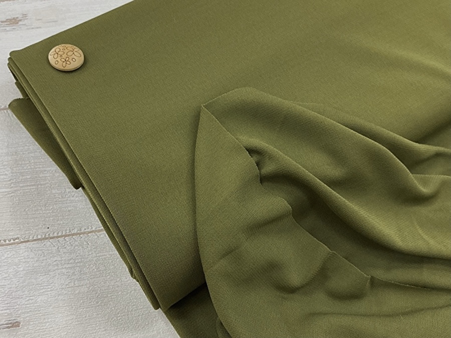 【反売り】ひんやり強撚ニット　抹茶(まっちゃ)系 [ 幅１５０ｃｍ×約４ｍ ］