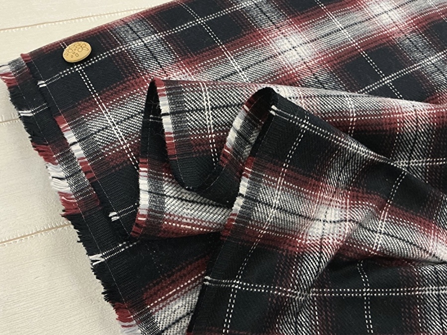 【反売り】 コットンモーリー風両面微起毛オンブレチェック　 ダークレッド×ブラック系[ 幅１１０ｃｍ×約３ｍ ]
