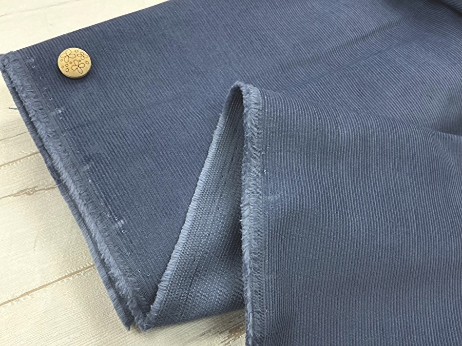 訳あり！現品処分！経年変化によるビンテージ感のある風合いを楽む『 14W T/Cコール硫化染 』　　ヒヤシンスブルー系 [ 幅１１０ｃｍ×約２.７ｍ ］