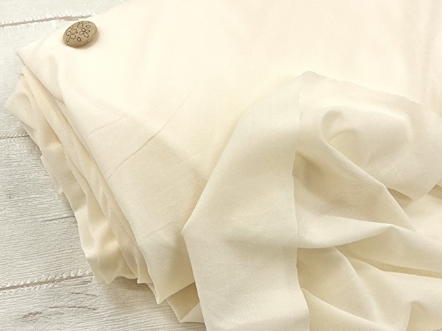 【反売り】  [薄手タイプ] ニット用織物接着芯　 アイボリー系 [ 幅１２０ｃｍ×約６.５ｍ巻 ]