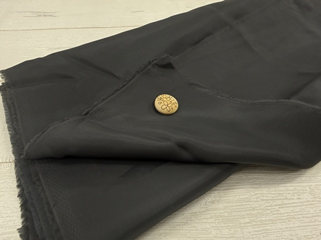 訳あり！【現品処分】  キュプラ裏地　チャコールグレー系[ 幅１35ｃｍ×約2.5ｍ］