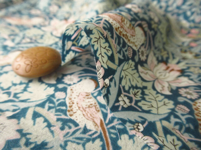 LIBERTY FABRICS タナローン ＊エターナル＊ ≪StrawberryThief