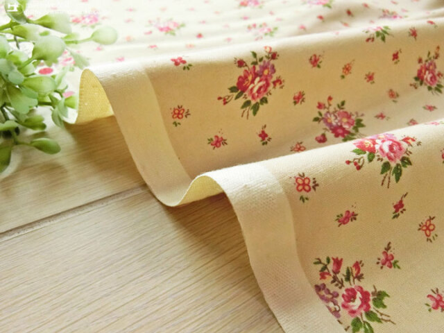 Flowers&yu*さま専用 tocco closetロゴ刺繍入りフリルモールニットブランケット