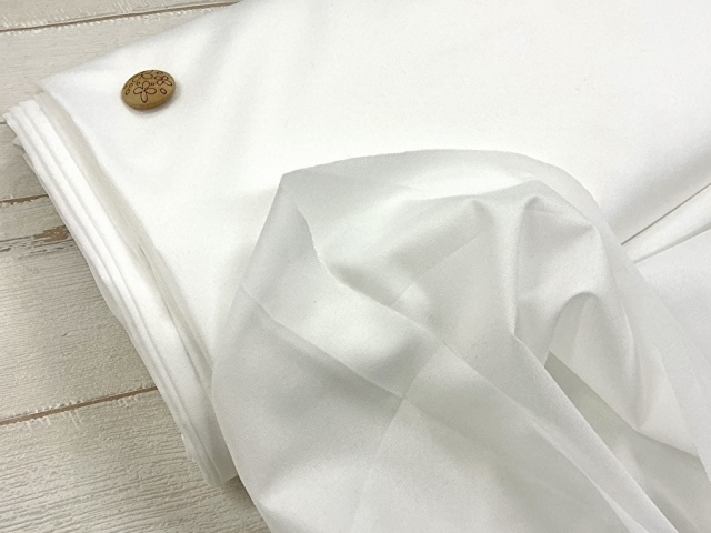 【反売り】  [普通地タイプ] ニット用織物接着芯　オフホワイト系 [ 幅１２０ｃｍ×約８.５ｍ巻 ]
