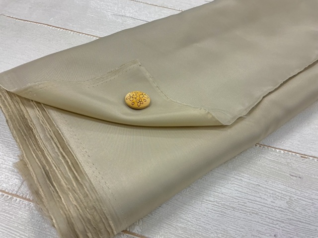 訳あり！【現品処分】  キュプラ裏地　ライトグレージュ系[ 幅１38ｃｍ×約12ｍ］