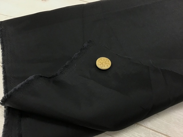 訳あり！【現品処分】  キュプラ裏地 ブラック系[ 幅１35ｃｍ×約7ｍ］