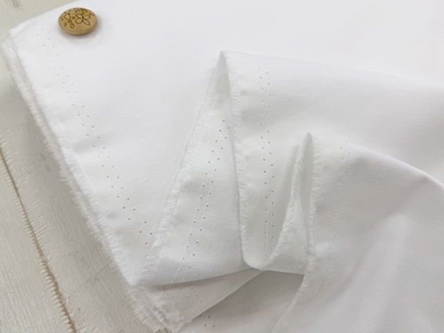 【反売り】  コットン厚手スレキ　 ホワイト系 [ 幅１００ｃｍ×約１０ｍ ]