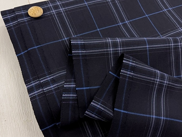 【反売り】　Ｔ/Wチェックギャバジン　ダークネイビー系　[ 幅１５０ｃｍ×約４ｍ ]