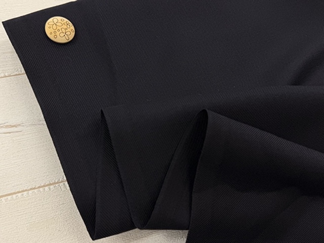 【反売り】　Ｔ/Wギャバジン　ネイビーブラック系　[ 幅１４５ｃｍ×約３ｍ ]