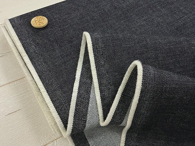 現品処分！ ほどよいハリ感のある約１０オンスデニム 　 ダークネイビー系[ 幅１５０ｃｍ×約２ｍ ]