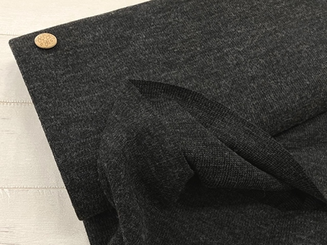 現品処分！  アゼ風アクリルニット　チャコール系 [ 幅１４０ｃｍ×約２.５ｍ ］