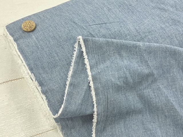 訳あり！【反売り】かすれシャンブレー　フェードブルー系[ 幅１４５ｃｍ×約６.５ｍ ]