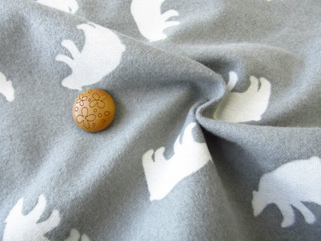 フランネルプリント/両面起毛】 シルエット☆しろくまさん