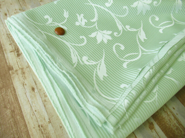 反売り】 光沢感のあるポリエステルジャガード『かすれBIGチェック柄