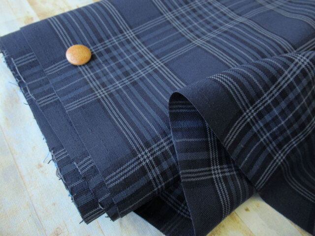 【反売り】 Ｔ/Wタータンチェックギャバジン　 グレイッシュブルー系[ 幅１５０ｃｍ×約５．５ｍ ]