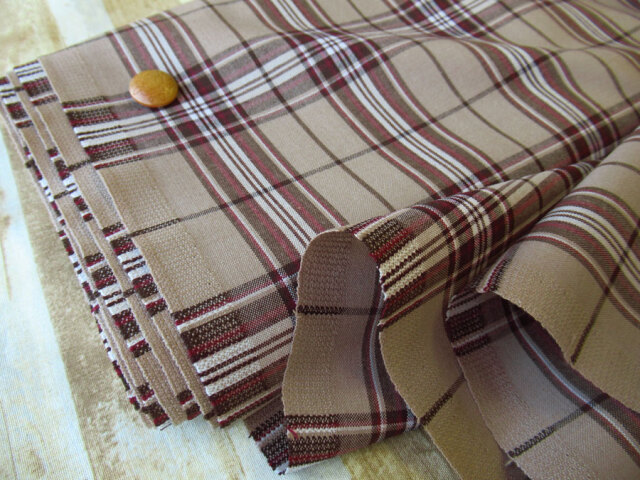 【反売り】　幅１５０ｃｍ・Ｔ/Wトロピカルクロスタータンチェック　モカベージュ×レッド系　[ メーター選択制 ]