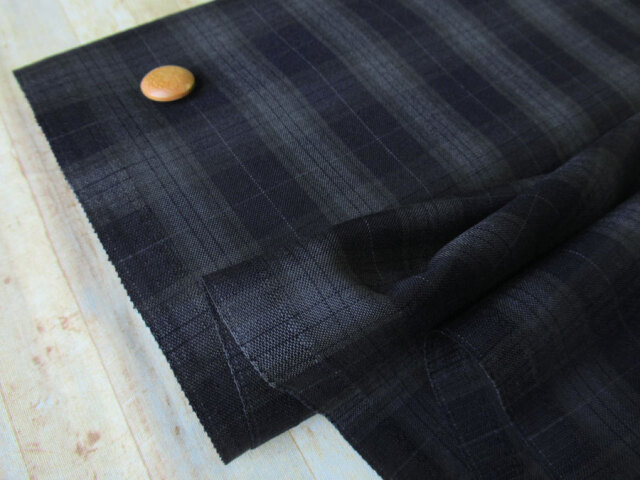 【反売り】 Ｔ/Wトロピカルクロスチェック　ダークネイビー系  [ 幅１５０ｃｍ×約４ｍ ]