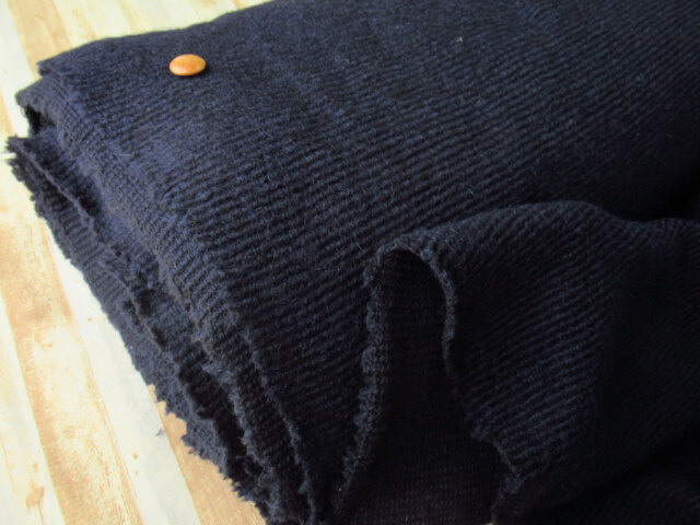 【反売り】　ボリュームのある横畦ライクニット　ネイビー系[ 幅１５０ｃｍ×約４.８ｍ巻 ]