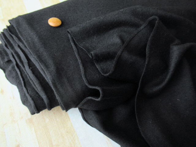 【反売り】　やわらかウール天竺ニット　ブラック系 [ 幅１５０ｃｍ×約３ｍ巻 ]
