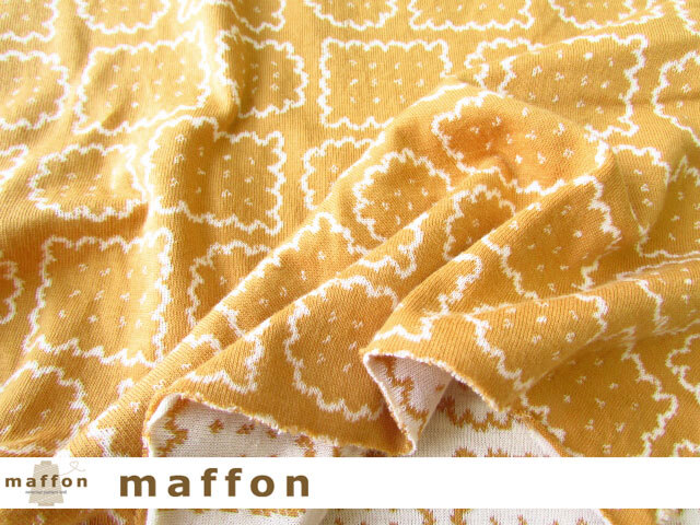 再入荷！【 maffon (マフォン) 】 約７５ｃｍ幅　リバーシブルジャガード接結ニット 『 クッキーボックス柄　』 　コルク/アイボリー