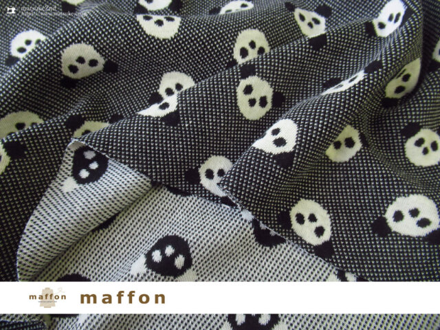 【 maffon (マフォン) 】 約75cm幅 リバーシブルジャガード接結ニット 『 キャンディパンダ柄』 黒 /アイボリー