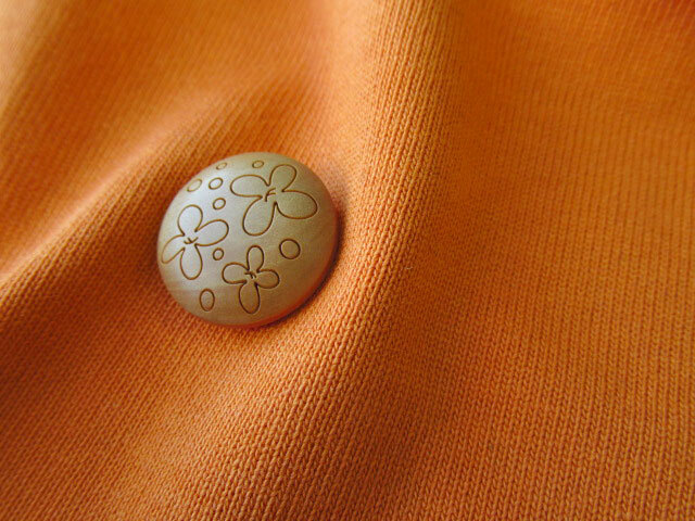 22％OFF！【アパレル使用反】 バスクハード度詰め天竺ニット