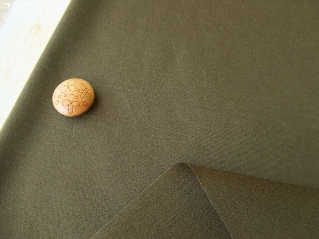 509mt57〇紬 縞 ややふくよかサイズ くすんだ暗めのオリーブ色 緑系〇美品 509mt57〇紬 縞 ややふくよかサイズ くすんだ暗めのオリーブ色 緑系〇