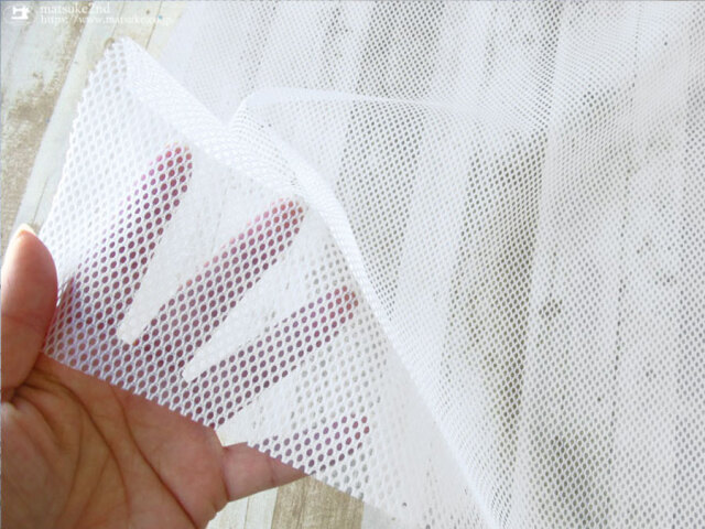 1m単位で販売】お買い得！ハリのあるポリエステルメッシュ ホワイト