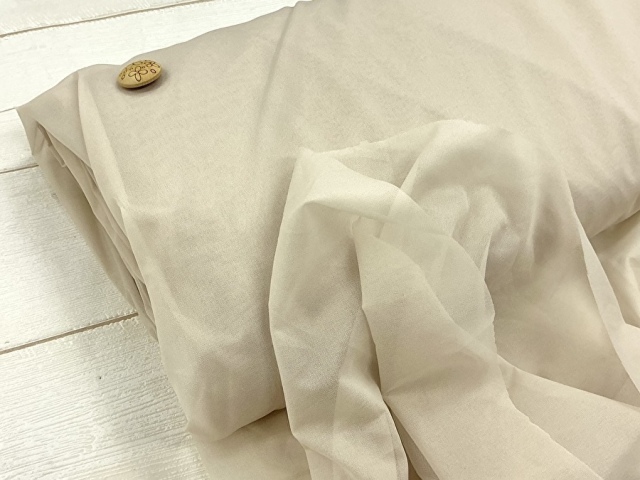 【反売り】  [薄手タイプ] ニット用織物接着芯　 ベージュ系 [ 幅１２０ｃｍ×約１６ｍ巻 ]