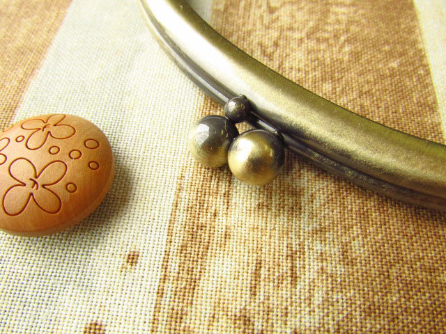 サマーセール　 アンティーク　がま口金具 楽天市場】浮足 がま口 口金 金具 約19cm 差し込み