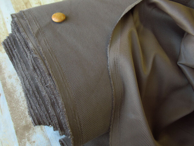 【反売り】　綾コーデュロイ風合繊ストレッチ　モカブラウン系[ 幅１１０ｃｍ×約５．５ｍ巻 ]