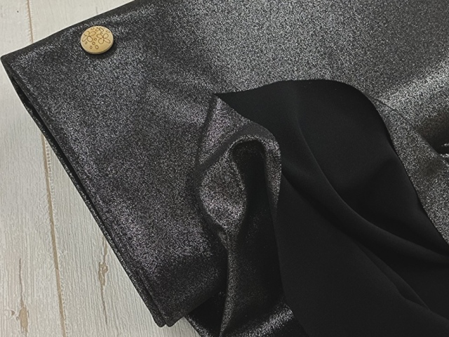 【反売り】 舞台衣装向け！ポリエステル ラメニット　ブラック系[ 幅１３５ｃｍ×約９ｍ巻 ]