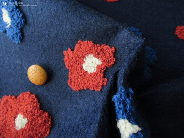 最終価格　ほぼ未使用　 フェルトCALIFORNIA 刺繍 XL もこもこ刺繍がかわいい♪ 約45cm幅 ポリエステルフェルト『 タフ