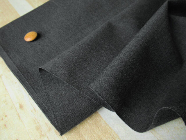 現品処分！　Ｔ/Wメランジトロピカルクロス　チャコール系　[ 幅１５０ｃｍ×約２．５ｍ ]