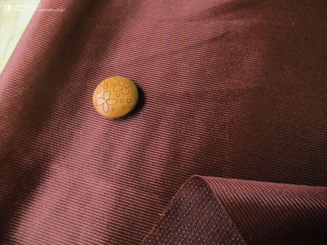 1m単位で販売】お買い得！ やや厚みのある織物接着芯 ブラウン