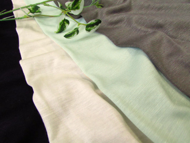 アパレル使用反！　やや薄手なめらかテンセルウール天竺ニット　