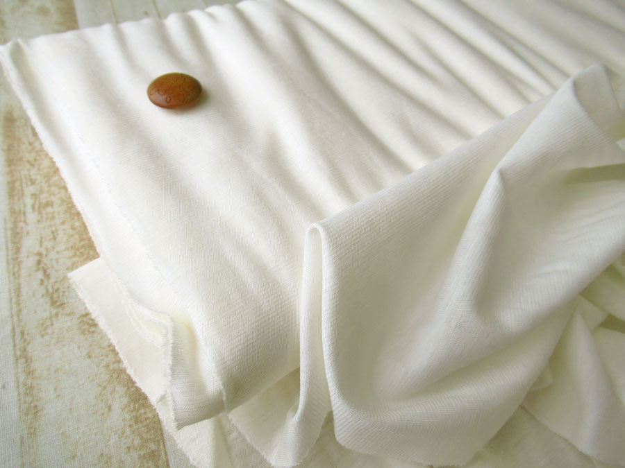 【反売り】　夏におすすめ！薄手ＳＺ天竺ニット　オフホワイト　[ 幅１５０ｃｍ×約５ｍ巻 ]