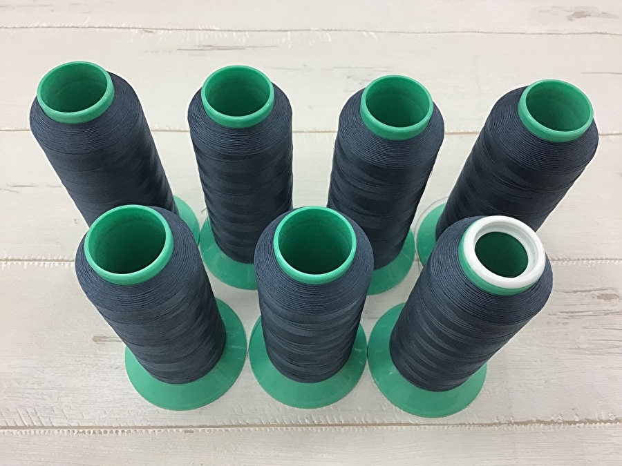 現品処分！中古　工業用ミシン糸