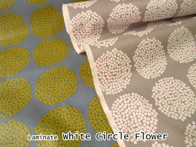 【 ツヤ消しラミネート 】 ＊ホワイトサークルフラワー＊ 【コットン １０番キャンバス】