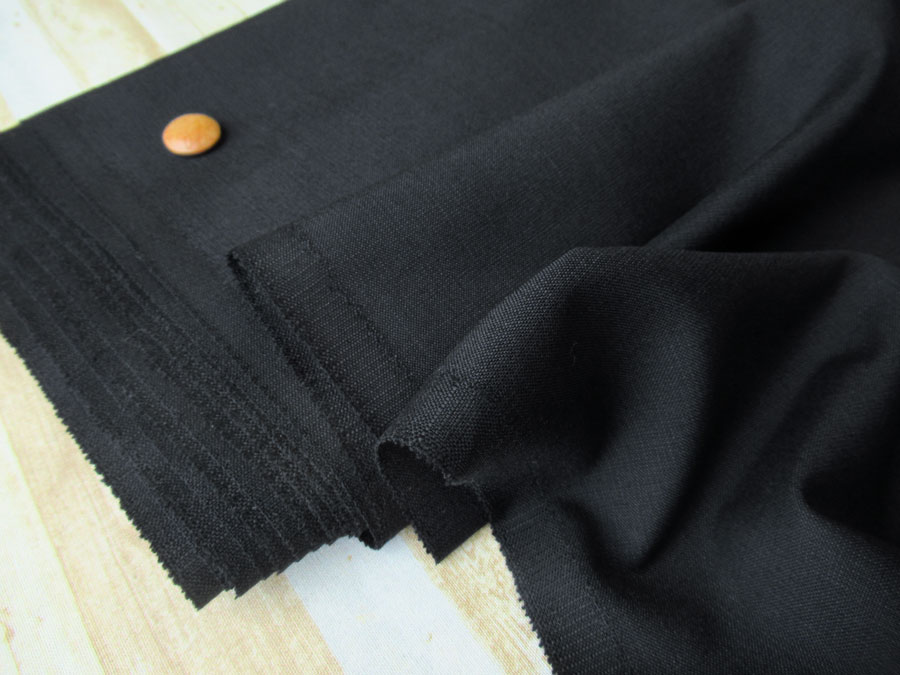 【反売り】　Ｔ/Wシャドーストライプトロピカルクロス　ブラック系　[ 幅１５０ｃｍ×約３．５ｍ ]