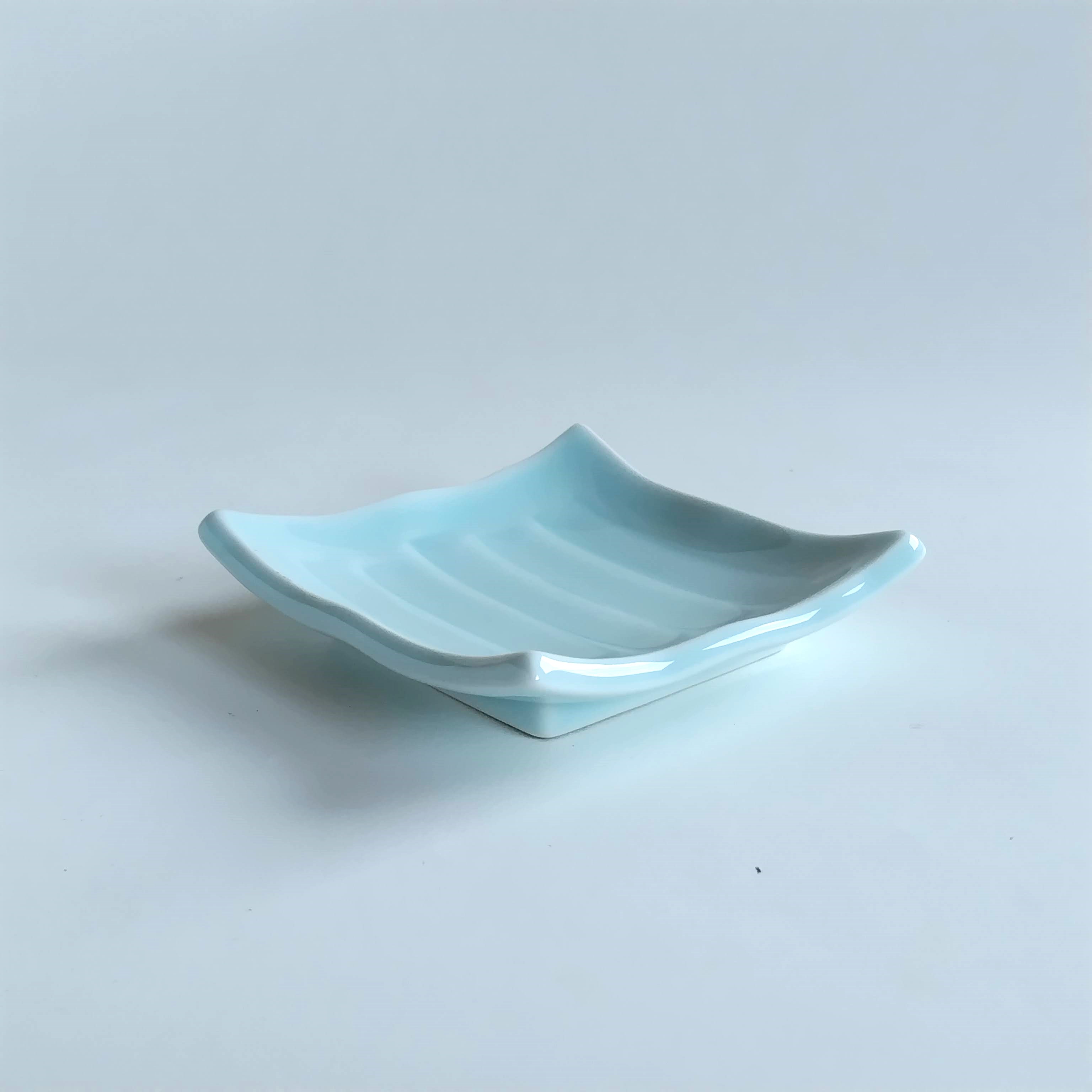 有田焼　特価品_青磁筋彫　角小皿【Web有田陶器市限定！】