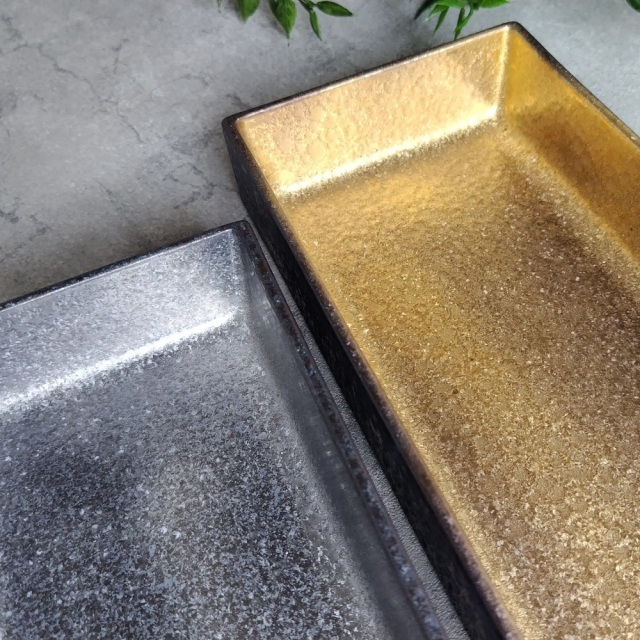 有田焼 陶悦窯 晶金塗り・銀塗り 34cm角長陶箱