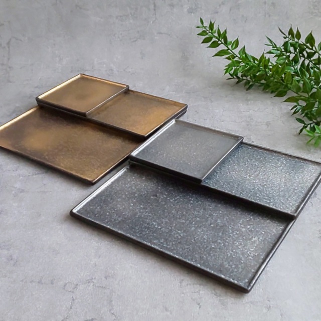【プチ贅沢】　有田焼陶悦窯　晶内銀塗り5.5 反鉢　2個 Amazon.co.jp: プチ贅沢 有田焼陶悦窯 晶内銀塗り5.5 反鉢 2個