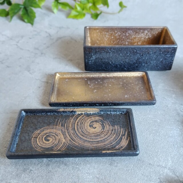 有田焼 陶悦窯 ミニ陶箱・渕付小皿【5×11】