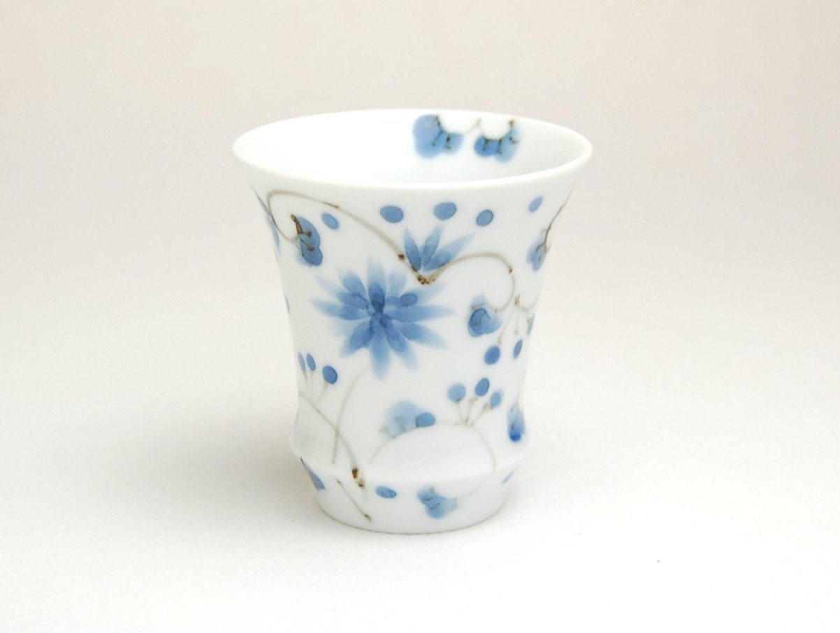 有田焼　匠の蔵　SAKE GLASS 蛍　唐草