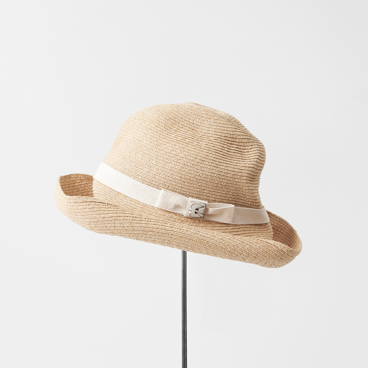 BIRD'S WORDS Collaboration BOXED HAT raffia 11cm brim