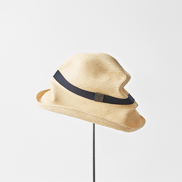 BOXED HAT 10cm brim plain tape