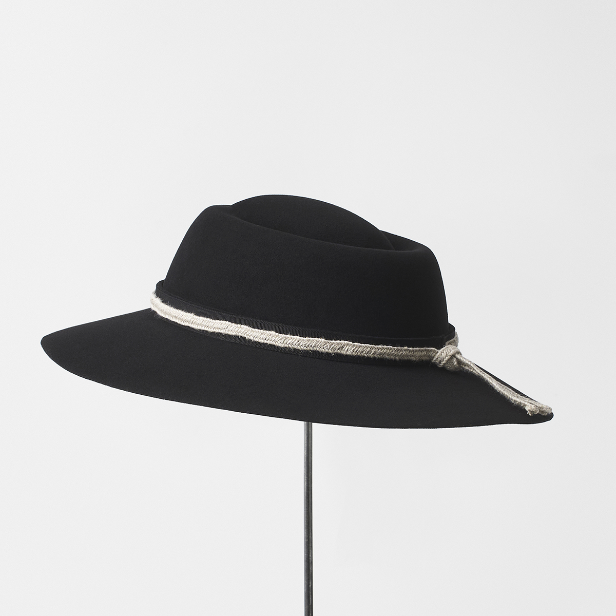felt hat - rabbit x wool